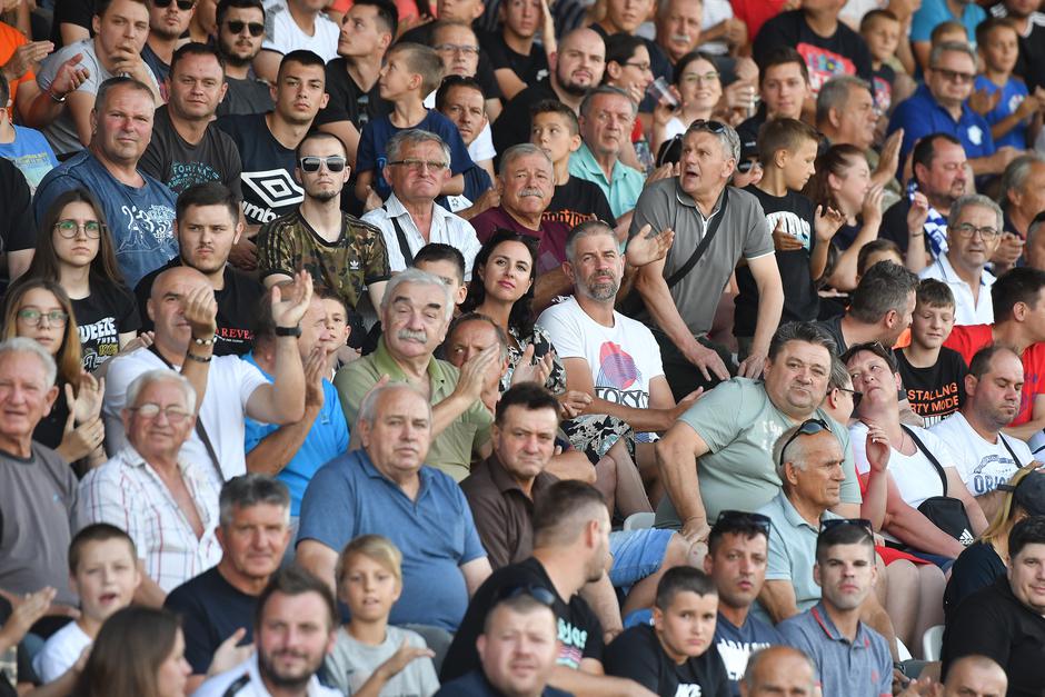 U susretu 1. kola SuperSport Hrvatske nogometne lige na varaždinskom stadionu Saven Belupo pobijedio je Varaždin